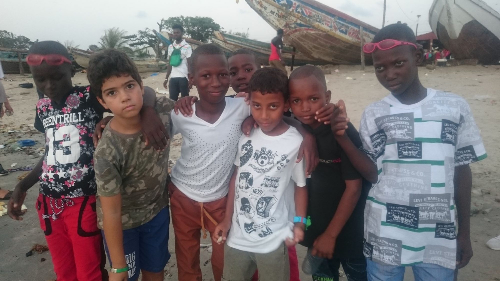 Viajar con niños a Senegal y Gambia, playa de Tanji
