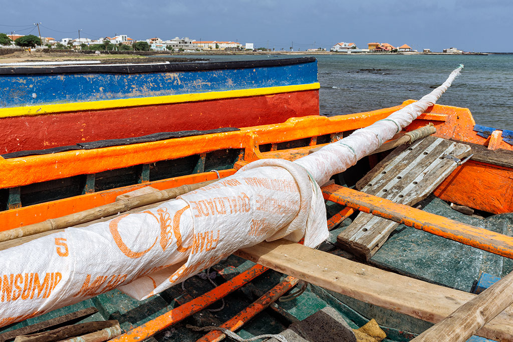 Velas de sacos de azúcar en Bahía das Gatas