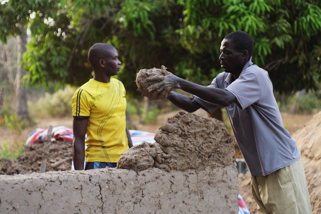 Albañiles en Casamance