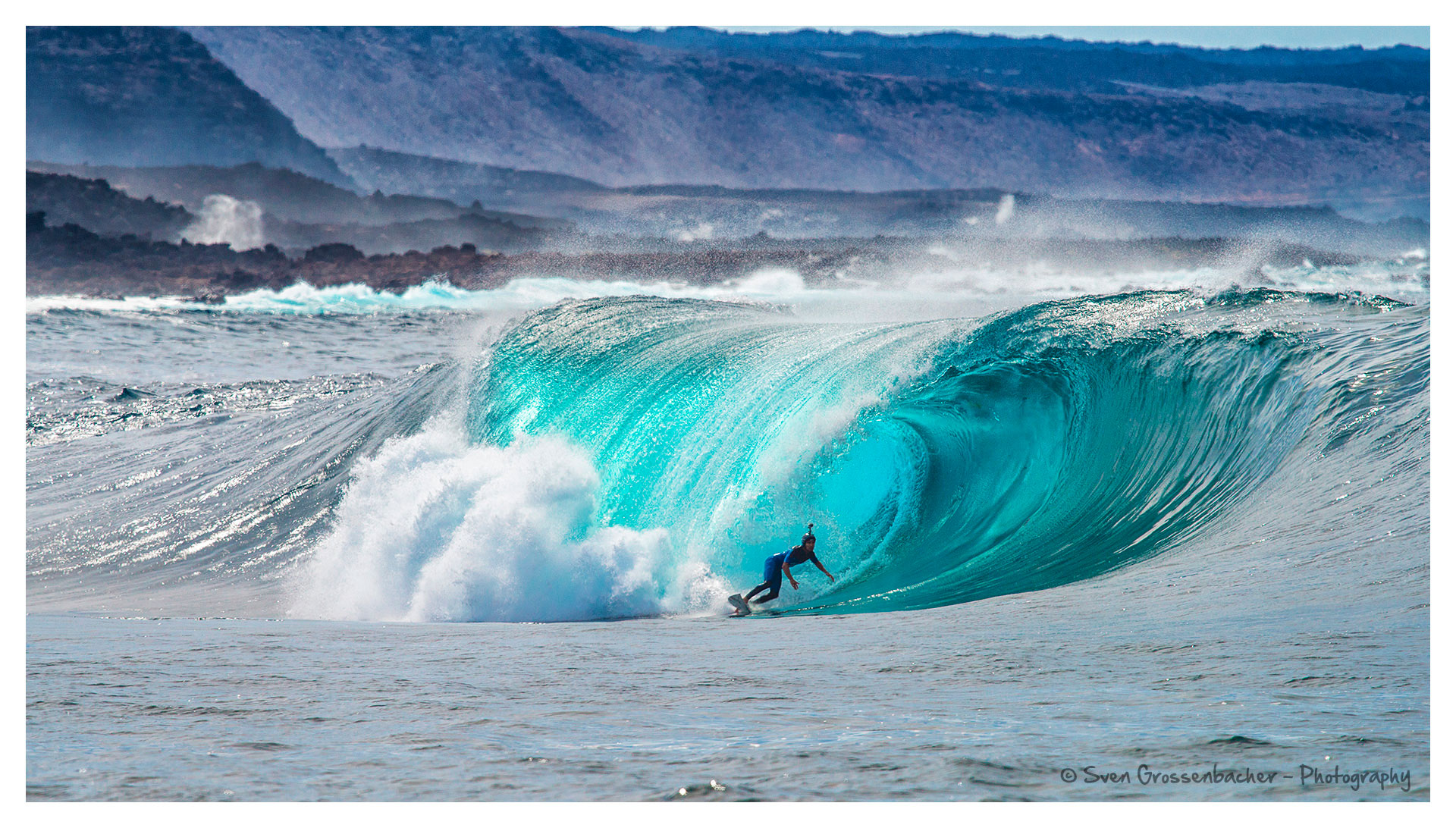 Franito haciendo surf en Lanzarote, La Santa