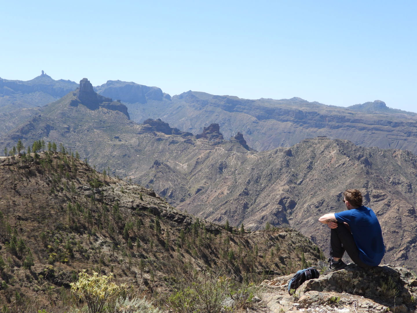 A pie por Gran Canaria roque nublo