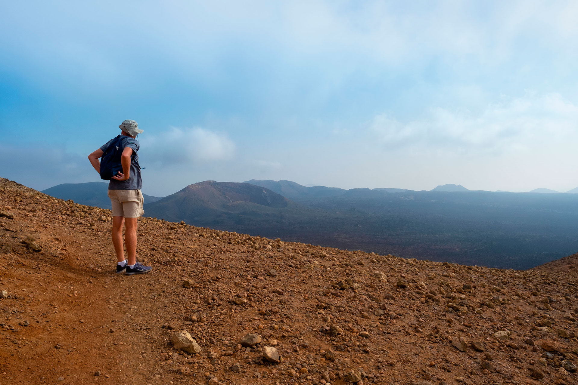 Vista del parque nacional de Timanfaya desde Caldera Blanca