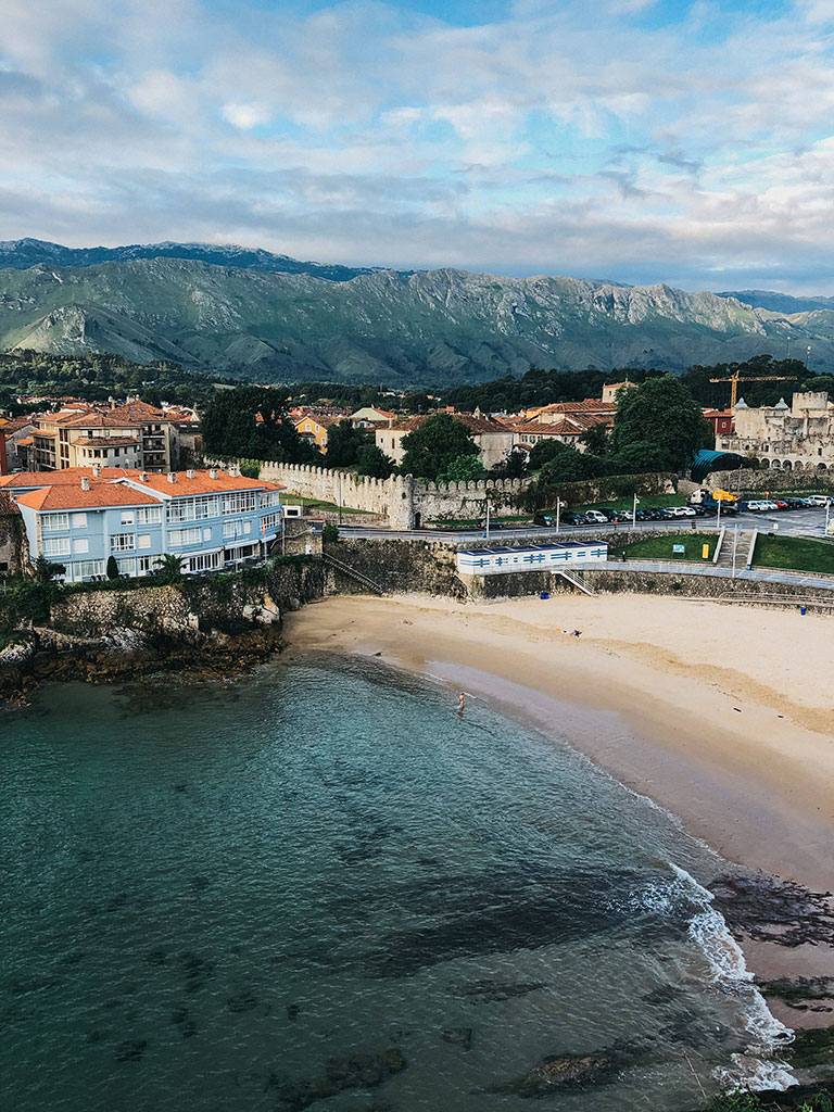 Playa del Sablón en Llanes