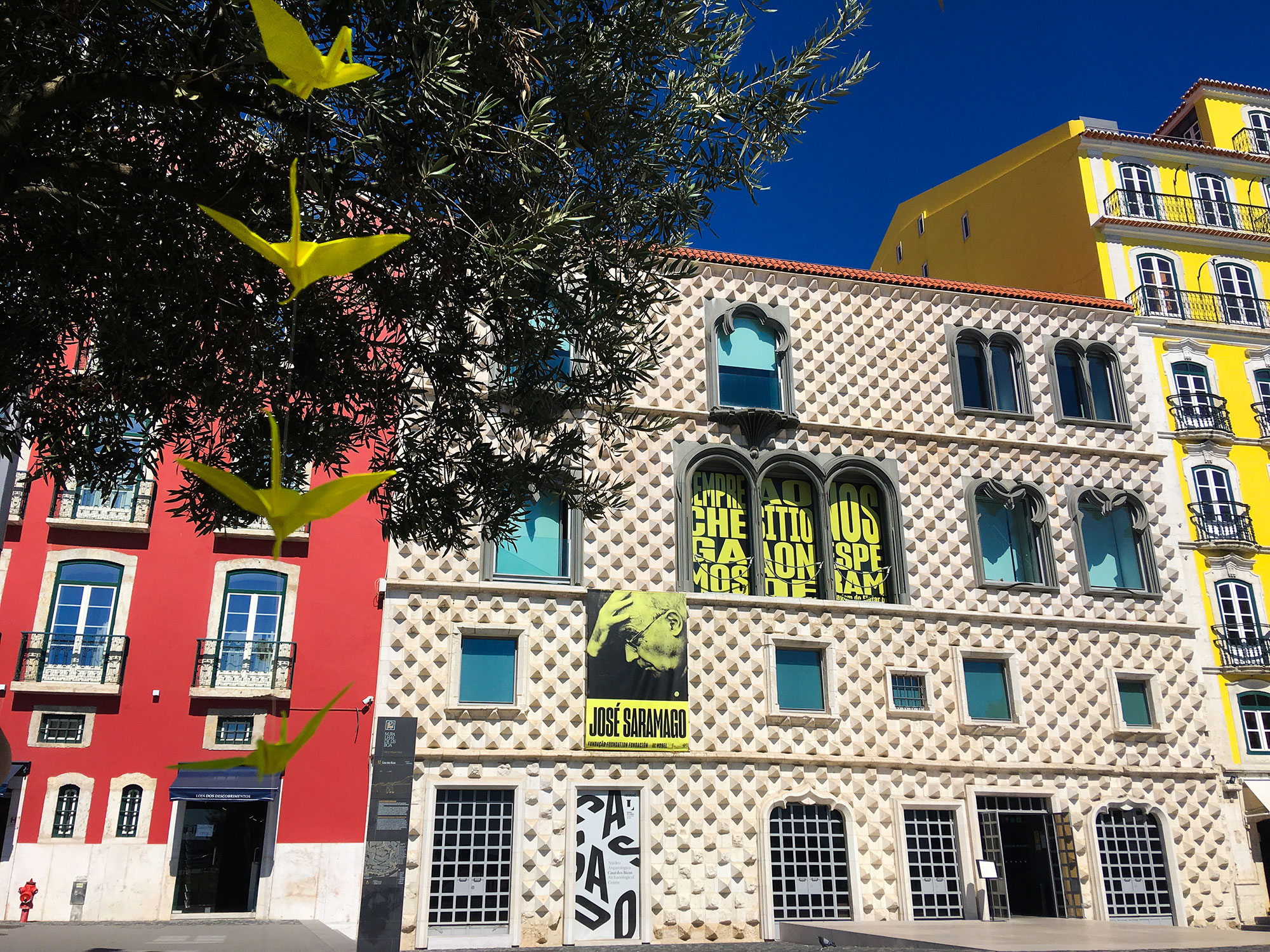 Casa dos Bicos. Paseo literario por  Lisboa