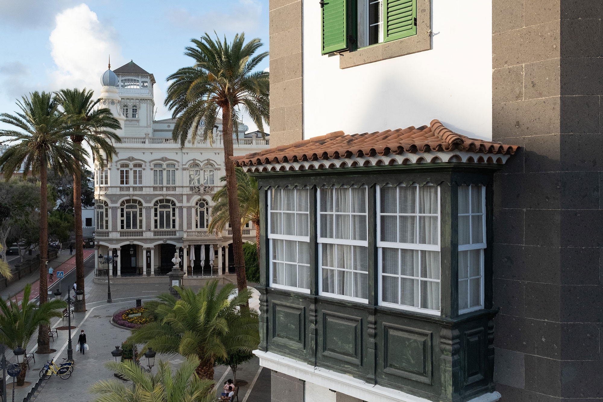 PLaza Cairasco Gabinete Literario