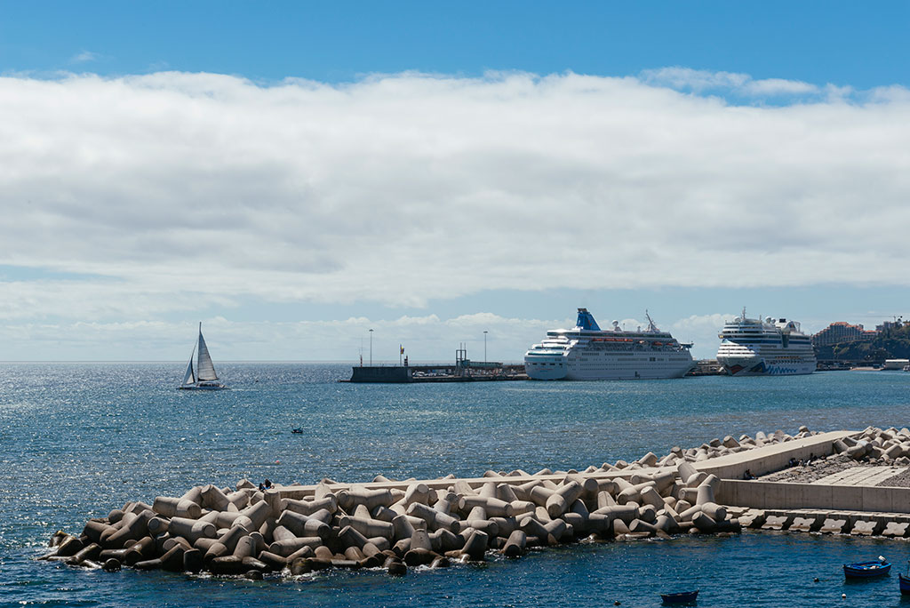 Barcos puerto Funchal