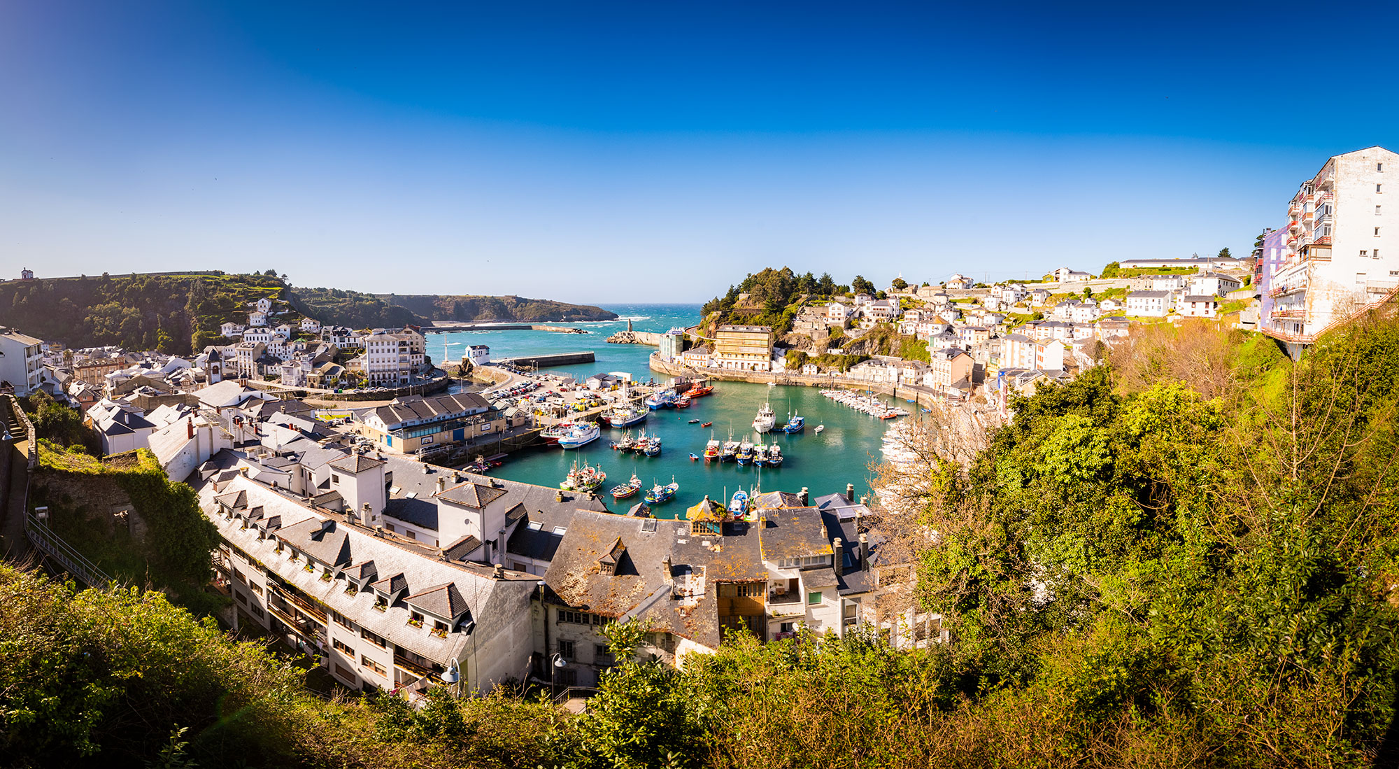 Luarca, foto Turismo de Asturias Mampiris