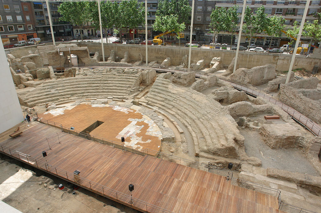 Ruta de Caesaraugusta, teatro