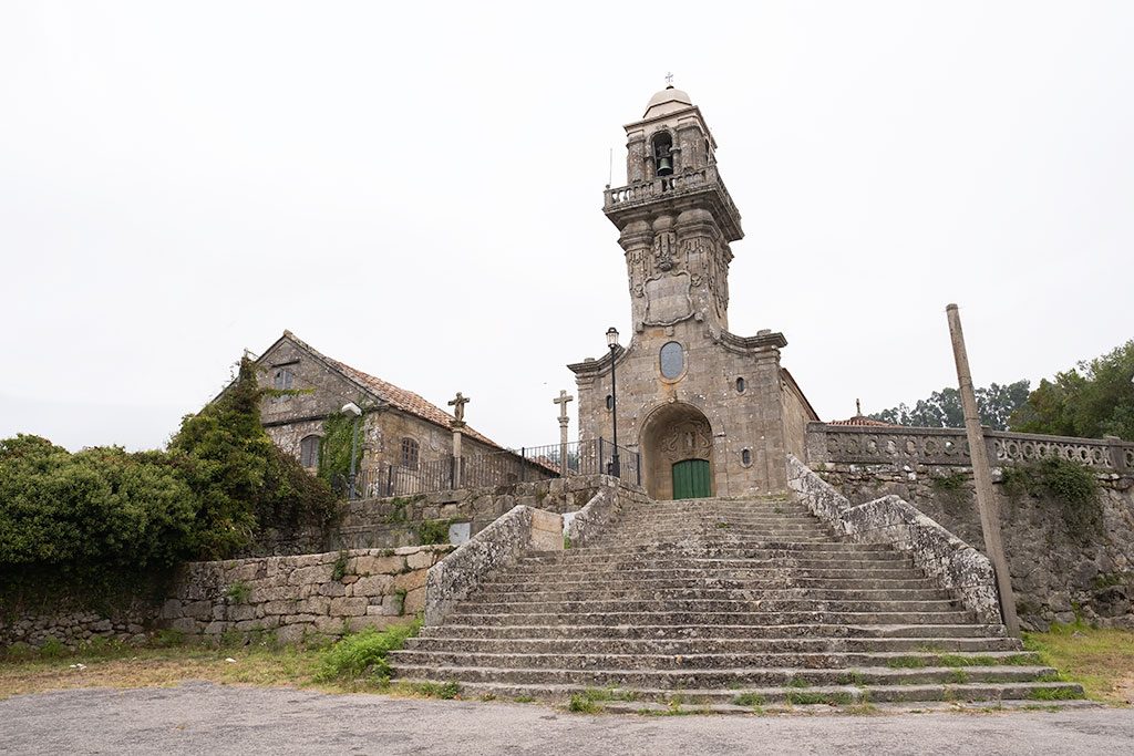 Plano general de la iglesia de estilo barroco de San Salvador de Coiro en Cangas, Península de Morrazo.