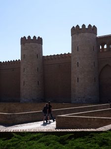 Exterior del Palacio de La aljaferia en Zaragoza