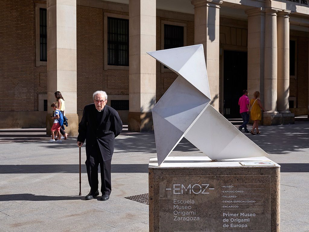 Exterior del Museo Origami Paseo por Zaragoza