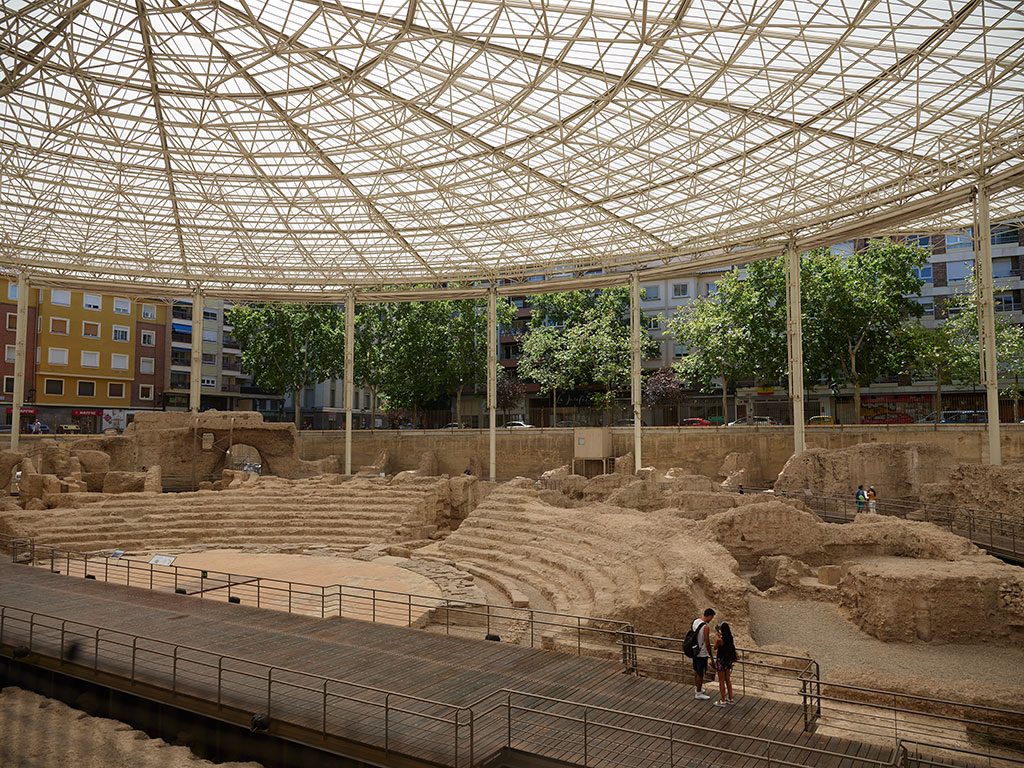 Interior del Museo del Teatro Romano de Cesaragusta en zaragoza, paseo por Zaragoza