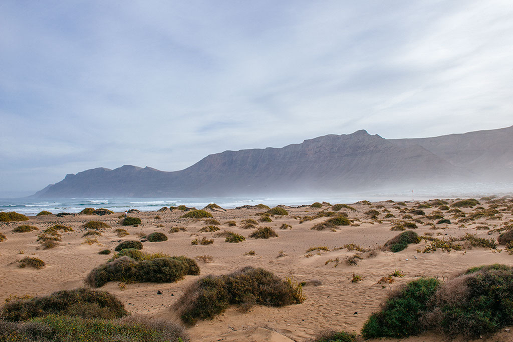 La playa de Famara, la playa de César Manrique