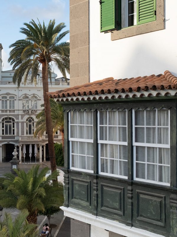 PLaza Cairasco Gabinete Literario