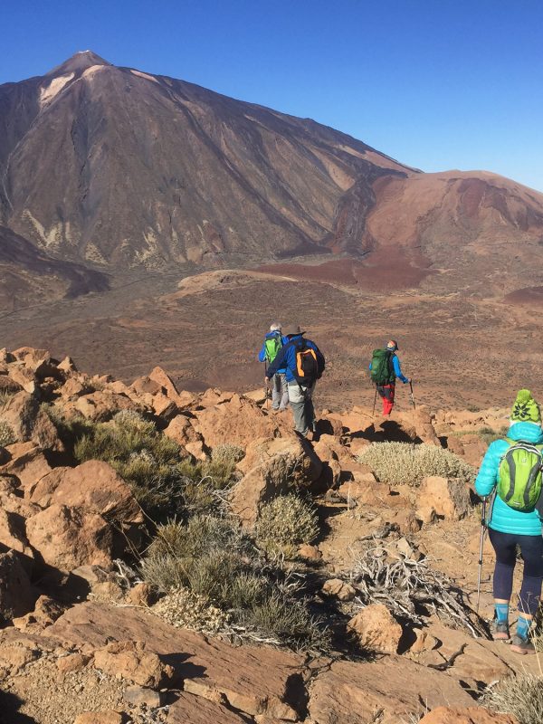 Senderistas en el parque Nacional del teide