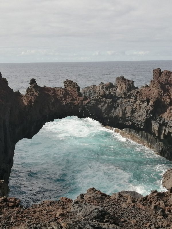 Arco Las Toscas en El Hierro